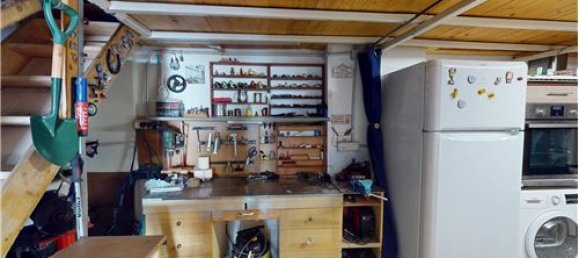 71m² Warehouse in Genoa, Italy No. 289493 12