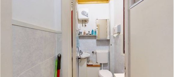 71m² Warehouse in Genoa, Italy No. 289493 15