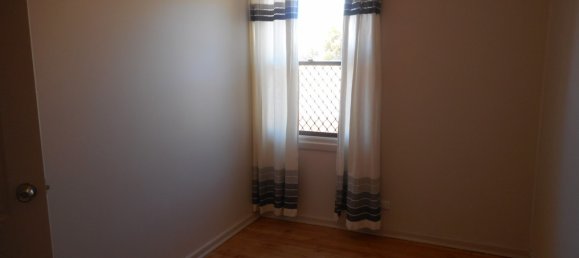 3 bedrooms House in Smithfield Plains, Australia No. 521 5