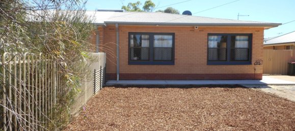 3 bedrooms House in Smithfield Plains, Australia No. 521 14