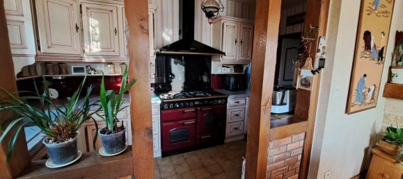 Casa de 4 dormitorios en Change, France No. 108997 5