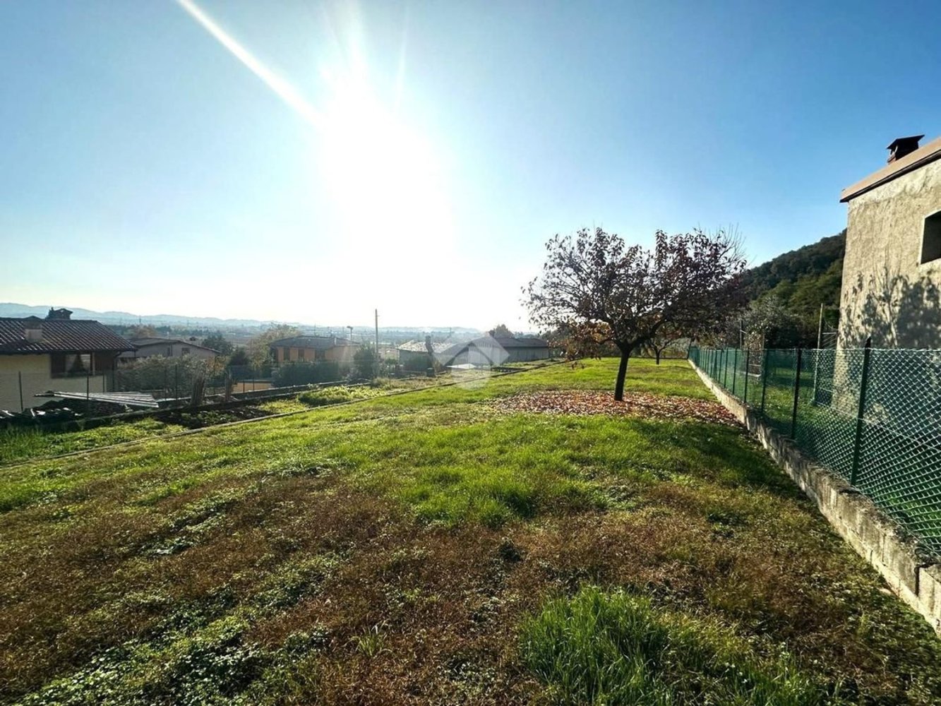 1050m² Land in Corte Franca, Italy No. 122878