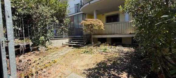 1 bedroom Apartment in Rome, Italy No. 259545 8