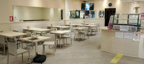 450m² Commercial property in Brescia, Italy No. 272745 3