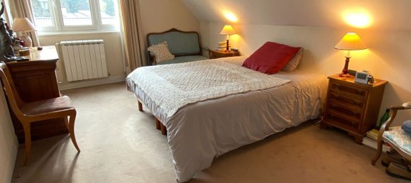 4 bedrooms House in Lesigny, France No. 184361 9