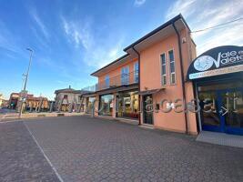 Edifício de 7 divisões em Bovolone, Italy N.º 121086