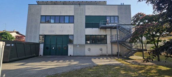 Entrepôt à Gallarate, Italy 3400m² No. 261278 3