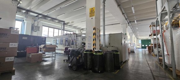 Entrepôt à Gallarate, Italy 3400m² No. 261278 5