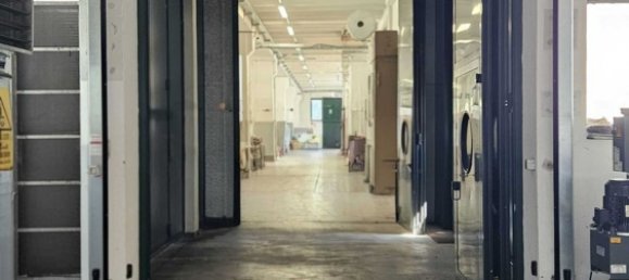 Entrepôt à Gallarate, Italy 3400m² No. 261278 23