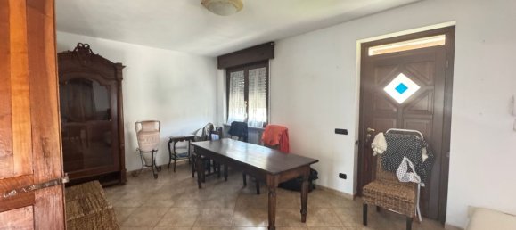 4 غرف نوم شقة في Gavirate, Italy رقم 361276 2