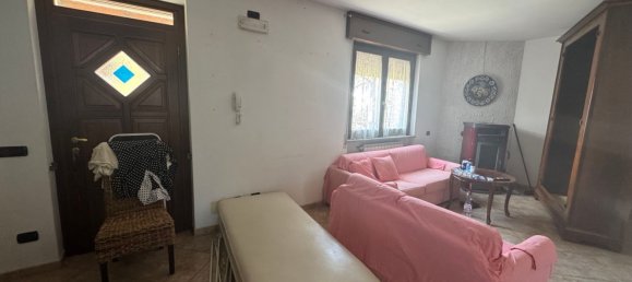 4 غرف نوم شقة في Gavirate, Italy رقم 361276 10