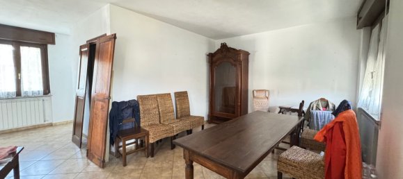 4 غرف نوم شقة في Gavirate, Italy رقم 361276 25