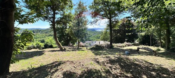 2400m² Land in Besozzo, Italy No. 55733 2