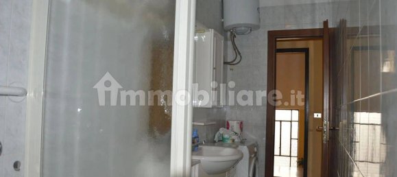 2 bedrooms Apartment in Turin, Italy No. 325318 34