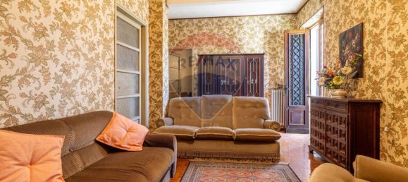 4 bedrooms House in Vigliano Biellese, Italy No. 317353 25