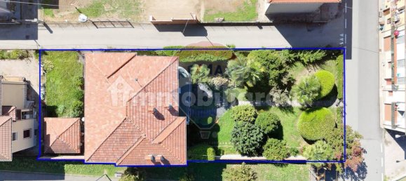 4 bedrooms House in Vigliano Biellese, Italy No. 317353 37