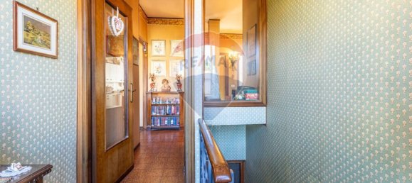 4 bedrooms House in Vigliano Biellese, Italy No. 317353 6