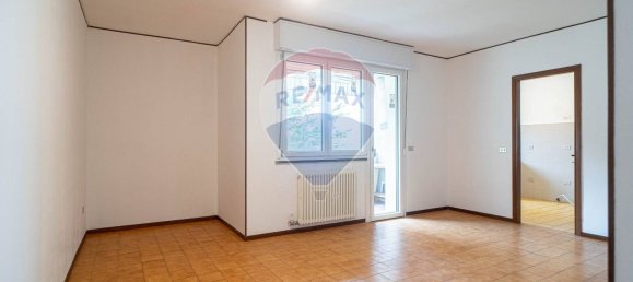 4 bedrooms Apartment in Fornovo di Taro, Italy No. 330055 4