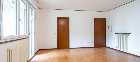 4 bedrooms Apartment in Fornovo di Taro, Italy No. 330055 5