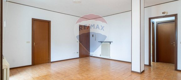 4 bedrooms Apartment in Fornovo di Taro, Italy No. 330055 6