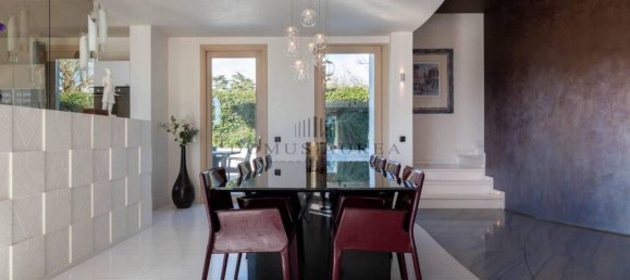 4 bedrooms Villa in Lavagno, Italy No. 150450 17