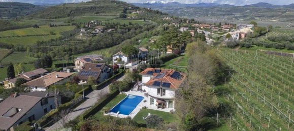 4 bedrooms Villa in Lavagno, Italy No. 150450 38