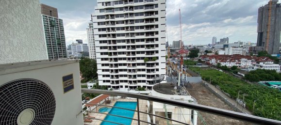 Кондоминиум  с 2 спальнями в Ваттхана, Таиланд № 8665 12