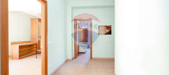 2 bedrooms Apartment in Rome, Italy No. 273936 7