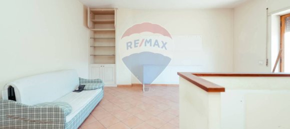 2 bedrooms Apartment in Rome, Italy No. 273936 3