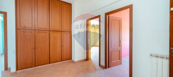 2 bedrooms Apartment in Rome, Italy No. 273936 4