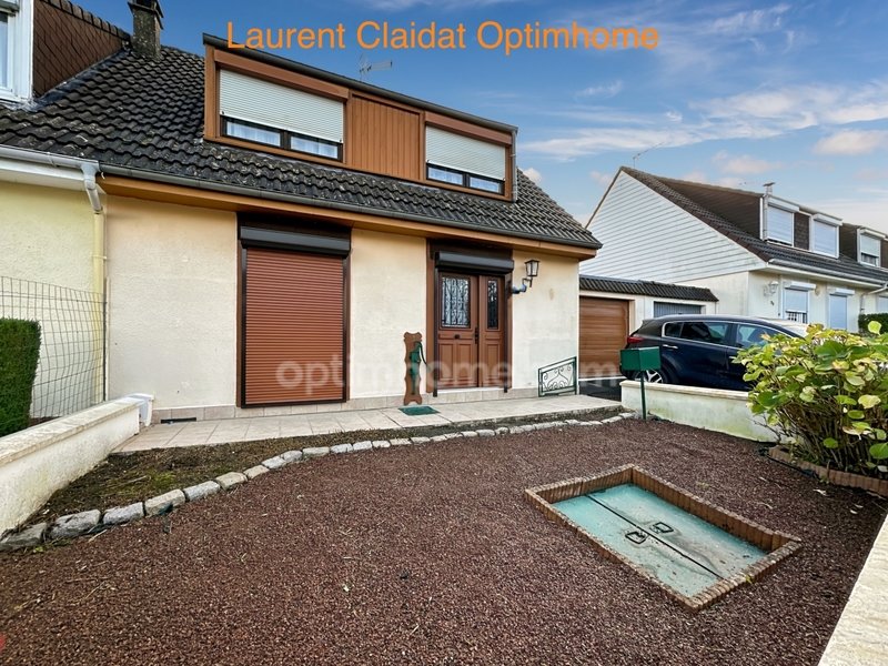 Casa T3 em Saint-Quentin, France N.º 212301