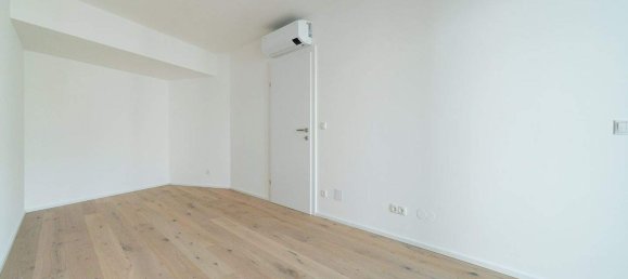 2 rooms Apartment in Penzing, Austria No. 177180 6