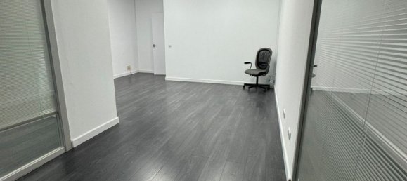 145m² Office in Malaga, Spain No. 155752 4