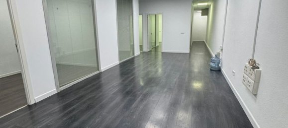 145m² Office in Malaga, Spain No. 155752 3