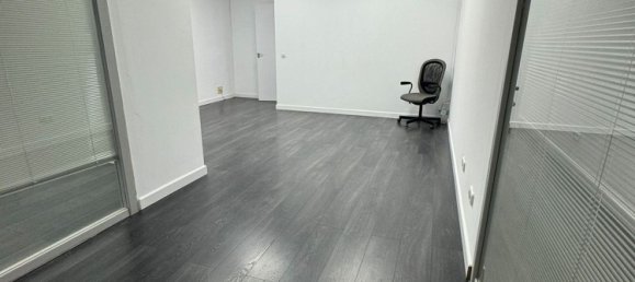 145m² Office in Malaga, Spain No. 155752 5