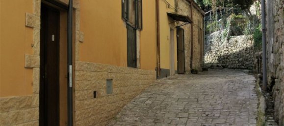 Casa de 5 divisões em Ragusa, Italy N.º 251993 12