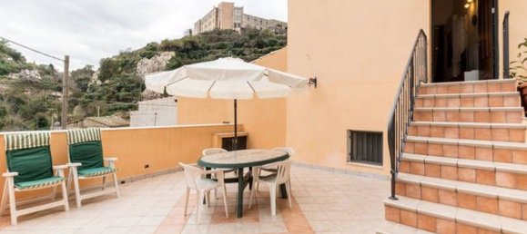 Casa de 5 divisões em Ragusa, Italy N.º 251993 2