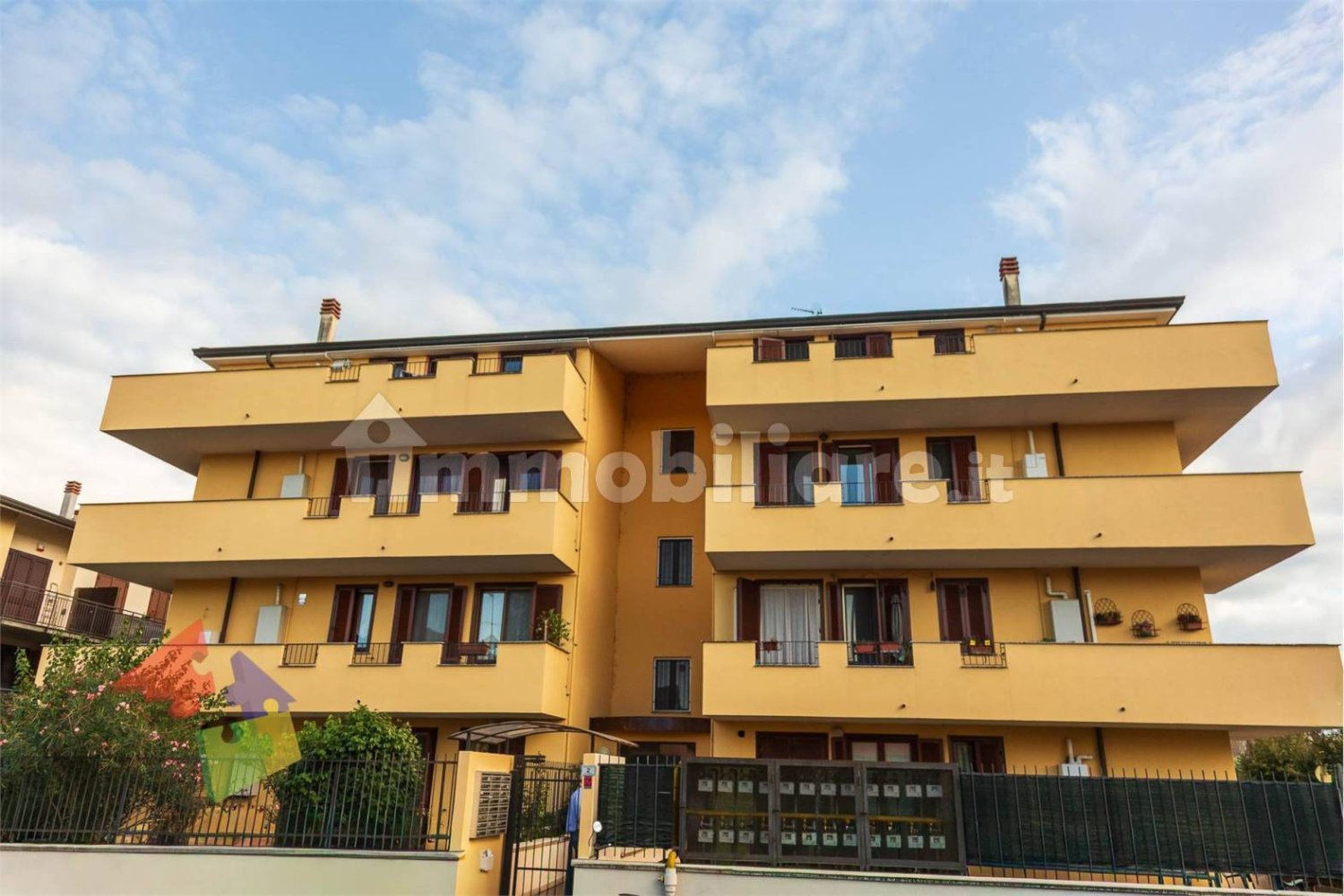 2 bedrooms Apartment in Motta Visconti, Italy No. 382736