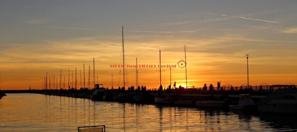 2 bedrooms Apartment in Camaiore, Italy No. 98778 19