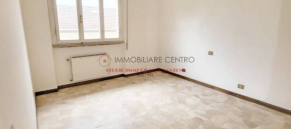 2 bedrooms Apartment in Camaiore, Italy No. 98778 11