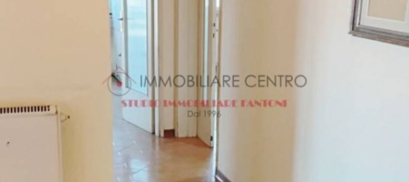 2 bedrooms Apartment in Camaiore, Italy No. 98778 3