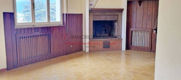 2 bedrooms Apartment in Camaiore, Italy No. 98778 2