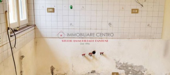 2 bedrooms Apartment in Camaiore, Italy No. 98778 5