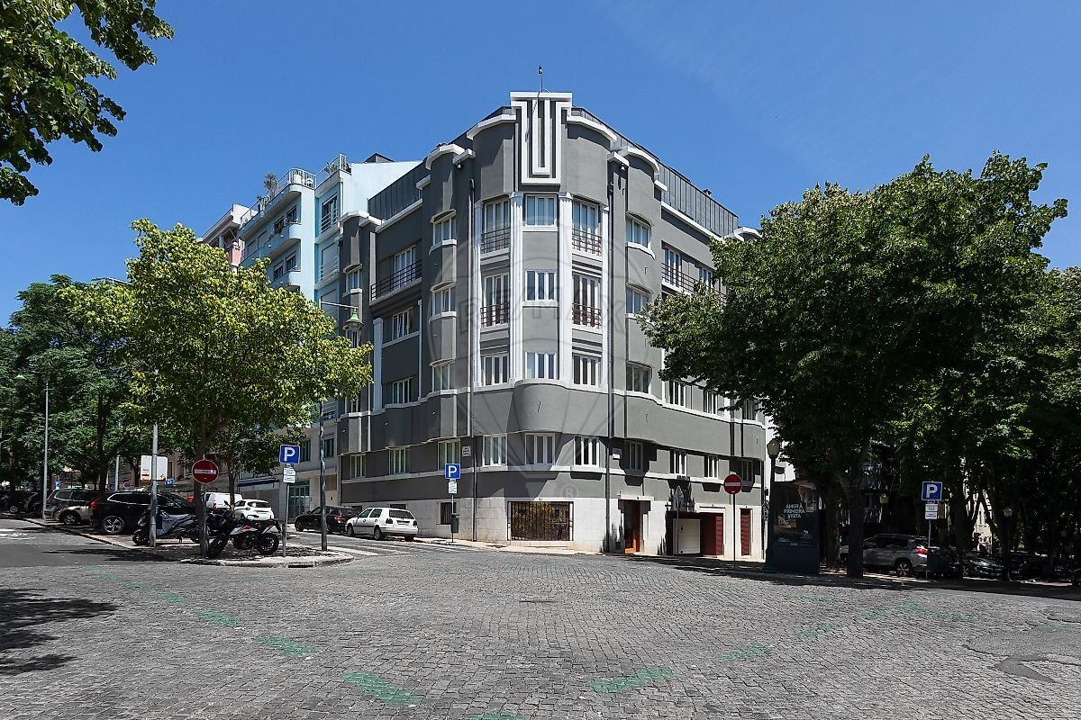 2 bedrooms Apartment in Lisbon, Portugal No. 316089