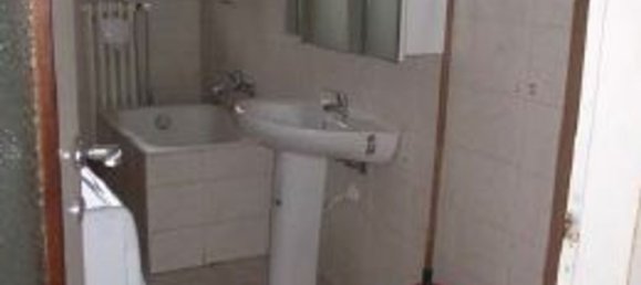 3 rooms Apartment in Limbiate, Italy No. 146588 18