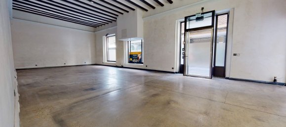 Gewerbliche Immobilie in Zaragoza, Spain 400m², Nr. 61491 4
