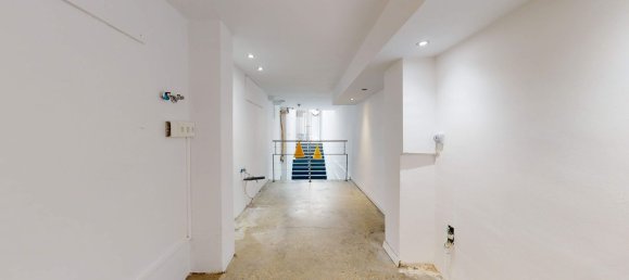 Gewerbliche Immobilie in Zaragoza, Spain 400m², Nr. 61491 11