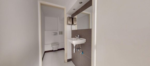 Gewerbliche Immobilie in Zaragoza, Spain 400m², Nr. 61491 8