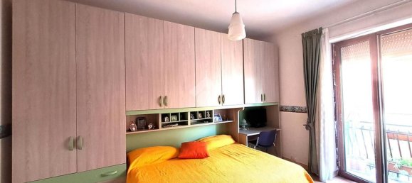 Квартира с 3 комнатами в Риньяно Фламинио, Италия № 159076 15