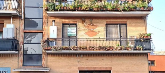 Квартира с 3 комнатами в Риньяно Фламинио, Италия № 159076 2